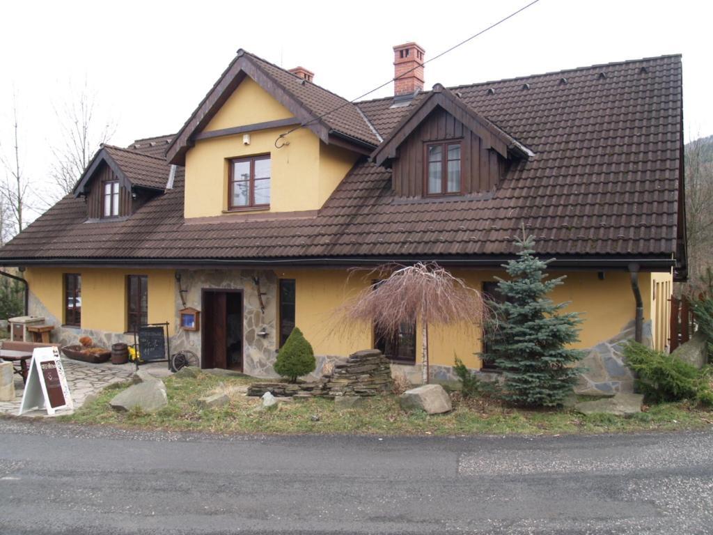 Penzion Gutská krčma Trinec Exterior foto